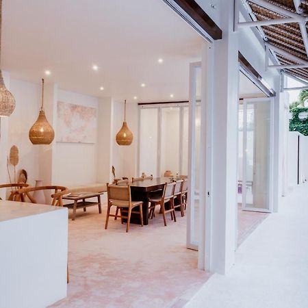 The Hut Hut Hotel Uluwatu  Exterior photo