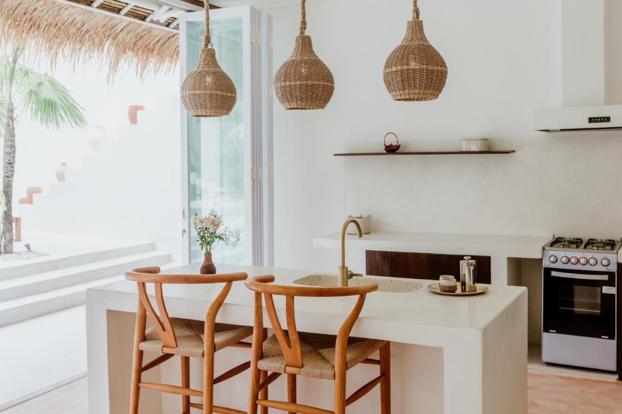 The Hut Hut Hotel Uluwatu  Exterior photo