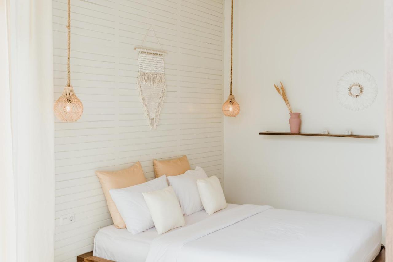 The Hut Hut Hotel Uluwatu  Exterior photo